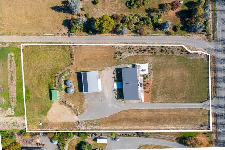 Photo of property in 81 Kyle Road, Waipukurau, 4281