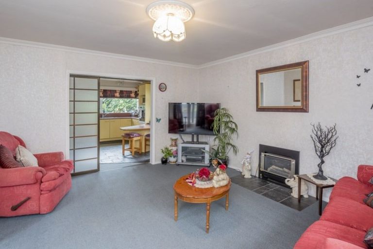 Photo of property in 158 Winchester Street, Levin, 5510