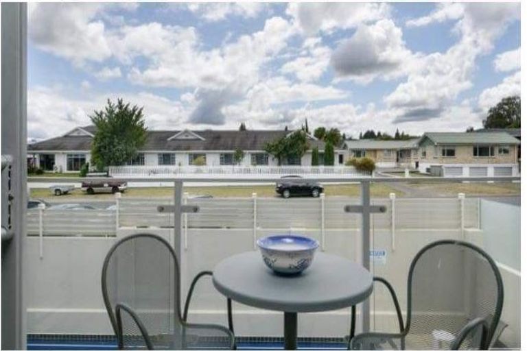Photo of property in 101 On Roberts, 2/101 Roberts Street, Taupo, 3330
