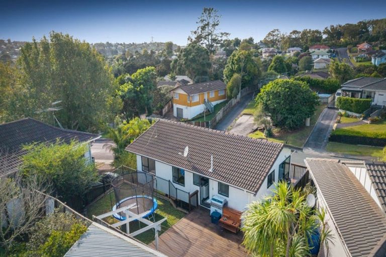 Photo of property in 59 Reynella Drive, Massey, Auckland, 0614