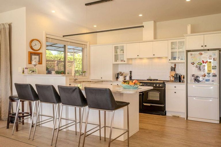 Photo of property in 9 Kotare Heights, Kerikeri, 0230