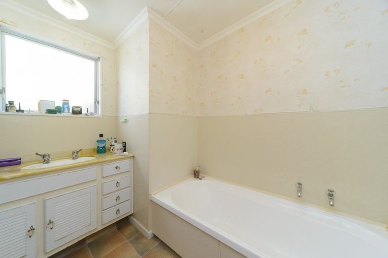 Photo of property in 20 Churcher Street, Feilding, 4702