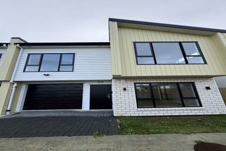 Photo of property in 70c Cargill Street, Papakura, 2110