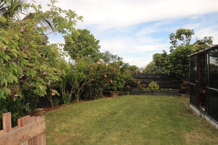 Photo of property in 2 Kinross Place, Mount Maunganui, 3116