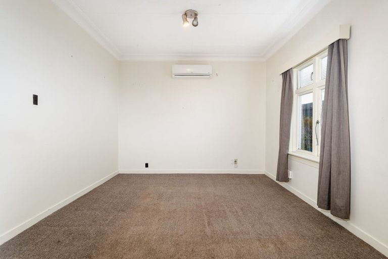 Photo of property in 37 Melbourne Street, South Dunedin, Dunedin, 9012