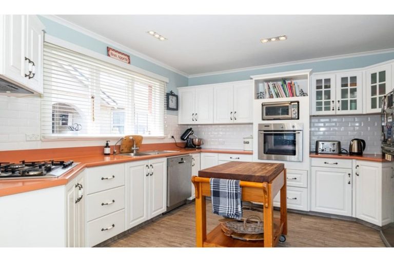 Photo of property in 285 Church Street, West End, Timaru, 7910