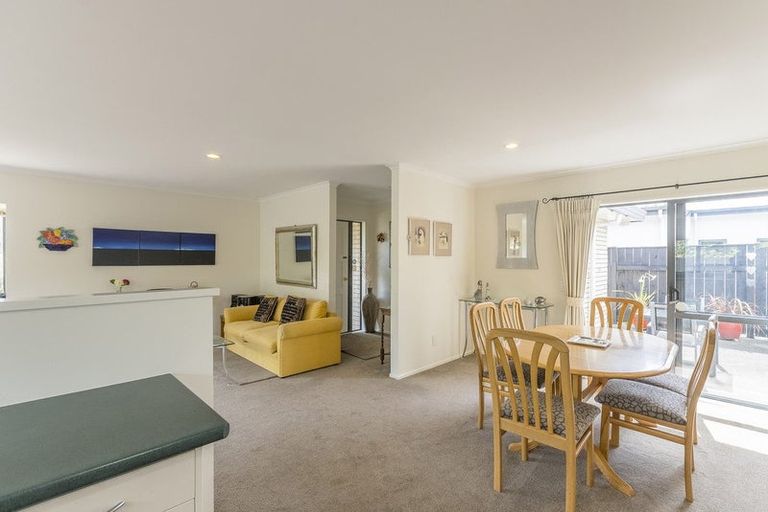 Photo of property in 14 San Vito Place, Paraparaumu Beach, Paraparaumu, 5032