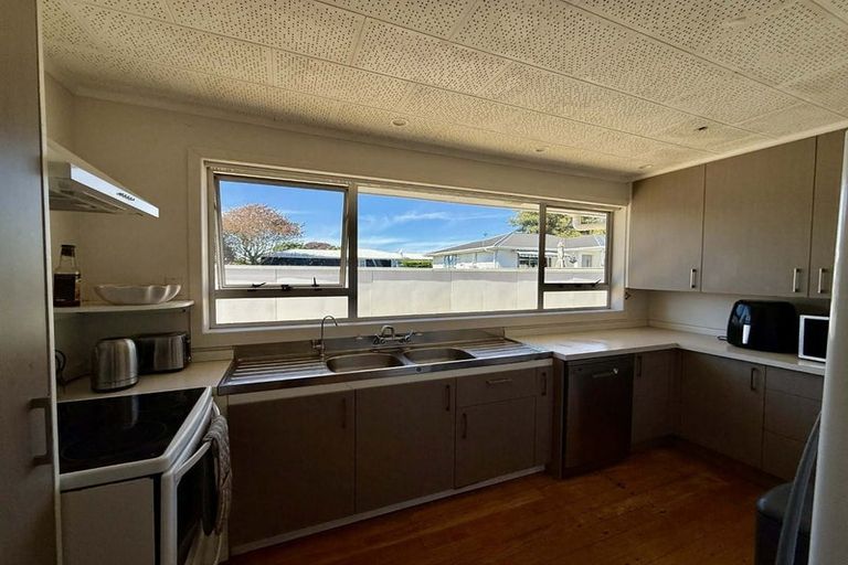 Photo of property in 47 Davies Road, Hurdon, New Plymouth, 4310