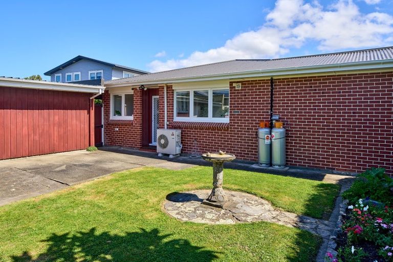 Photo of property in 66 Wai-iti Crescent, Woburn, Lower Hutt, 5010