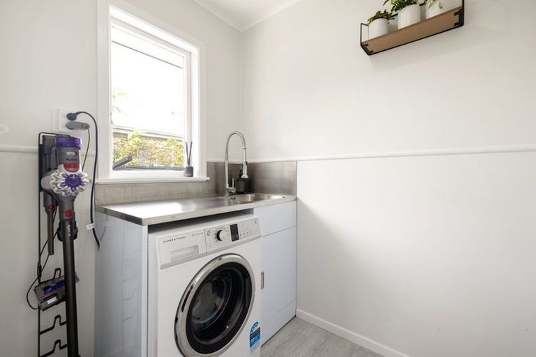 Photo of property in 55 Mears Road, St Andrews, Hamilton, 3200