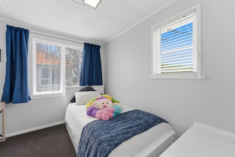 Photo of property in 16 Maranui Street, Welbourn, New Plymouth, 4310