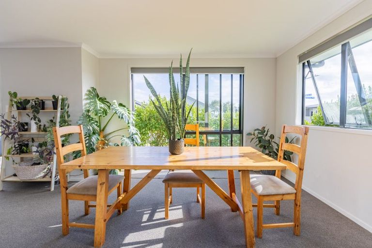 Photo of property in 1 Fontana Street, Papamoa, 3118