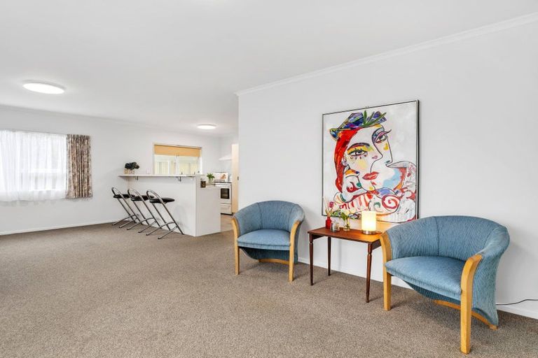 Photo of property in 38a Saint Annes Street, Levin, 5510