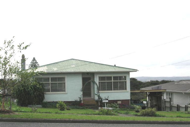 Photo of property in 75 Glengarry Road, Glen Eden, Auckland, 0602