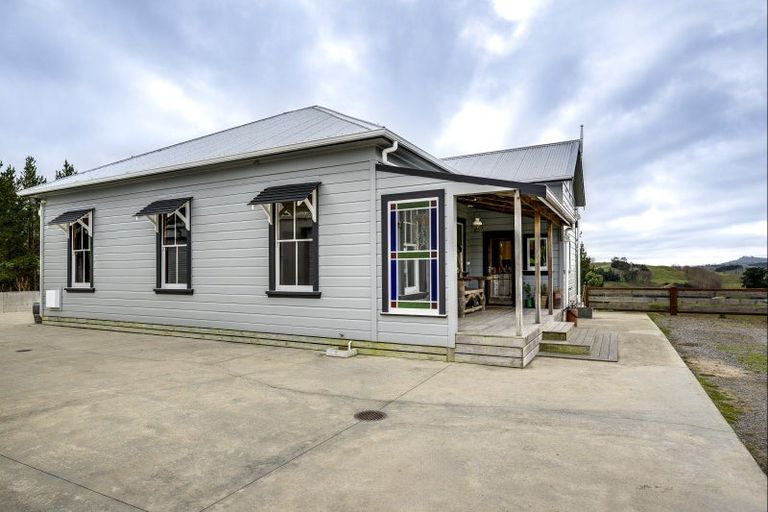 Photo of property in 972 Kahuranaki Road, Kahuranaki, Havelock North, 4295