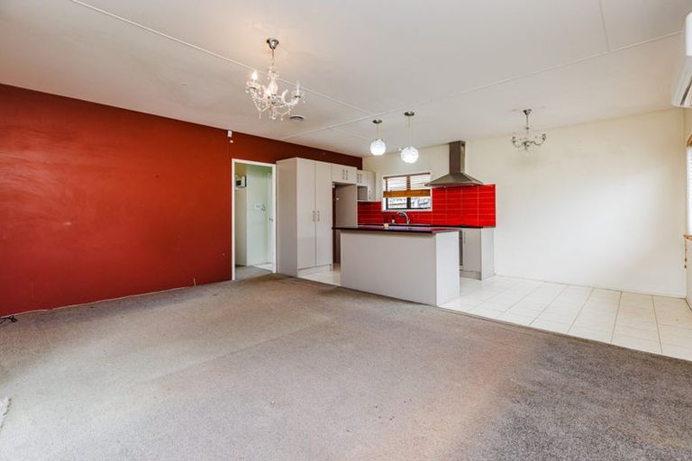 Photo of property in 3/11 Anglers Way, Wattle Downs, Auckland, 2102