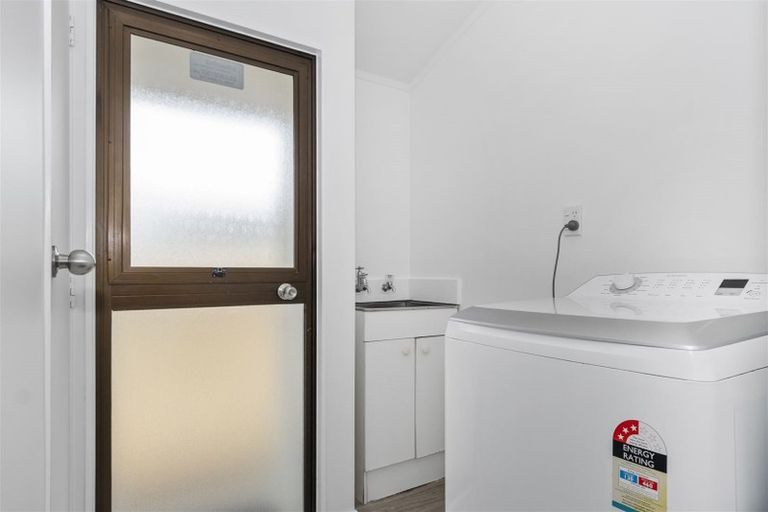 Photo of property in 27b Lyn Grove, Papamoa Beach, Papamoa, 3118