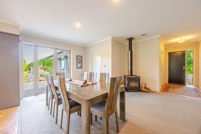 Photo of property in 1127 Pourerere Road, Omakere, Waipawa, 4271