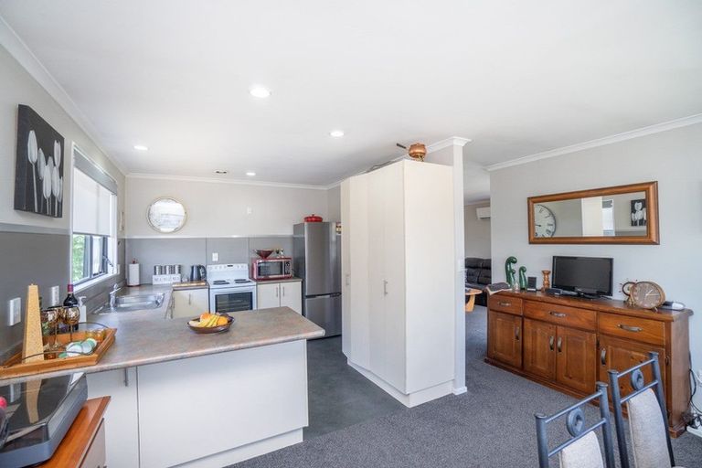 Photo of property in 1 Richmond Avenue, Takaro, Palmerston North, 4410