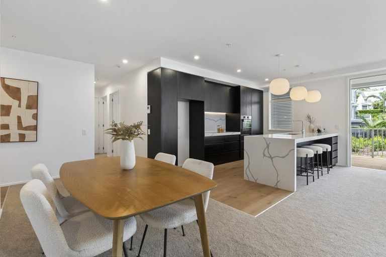 Photo of property in 121 Hibiscus Drive, Orewa, 0931