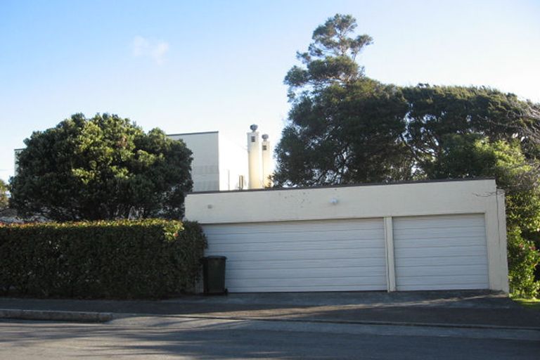 Photo of property in 8 Lemnos Avenue, Karori, Wellington, 6012