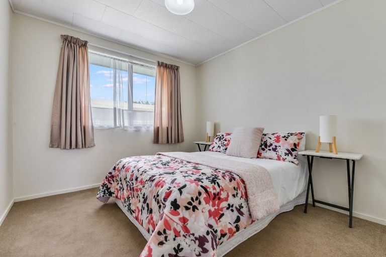 Photo of property in 15a Vernall Street, Nawton, Hamilton, 3200