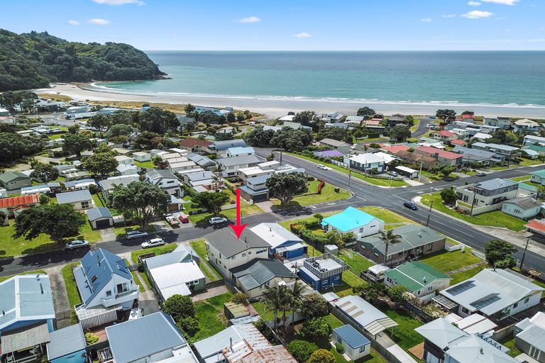 Photo of property in 27 Ocean View Road, Waihi Beach, 3611