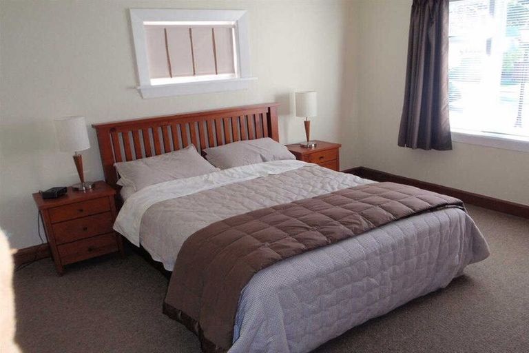 Photo of property in 18 Bowenvale Avenue, Cashmere, Christchurch, 8022