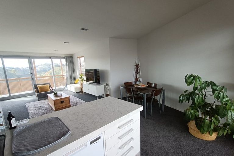 Photo of property in 37c Gurkha Crescent, Khandallah, Wellington, 6035