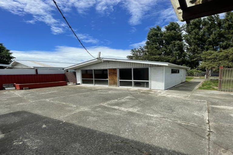 Photo of property in 60 Smith Street, Woolston, Christchurch, 8062