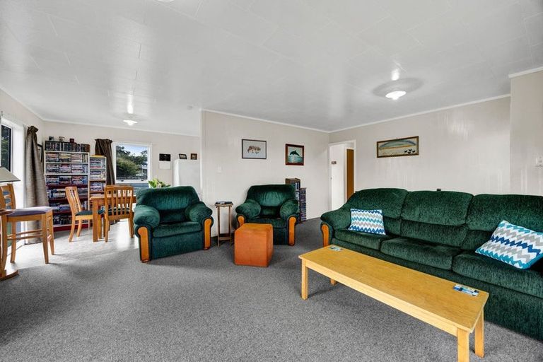 Photo of property in 13 Gibson Place, Patea, 4520
