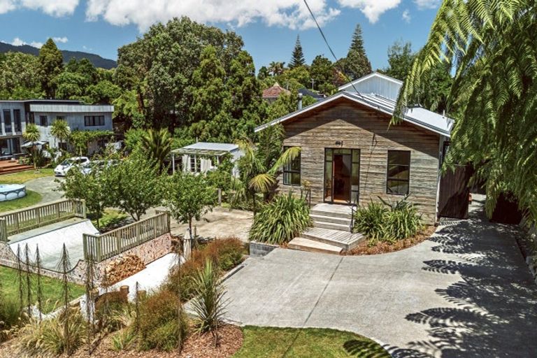 Photo of property in 18-22 Dixon Street, Oakura, 4314