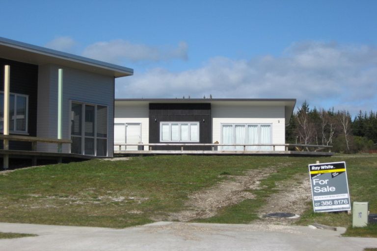Photo of property in 61 Parekaawa Drive, Motuoapa, 3382
