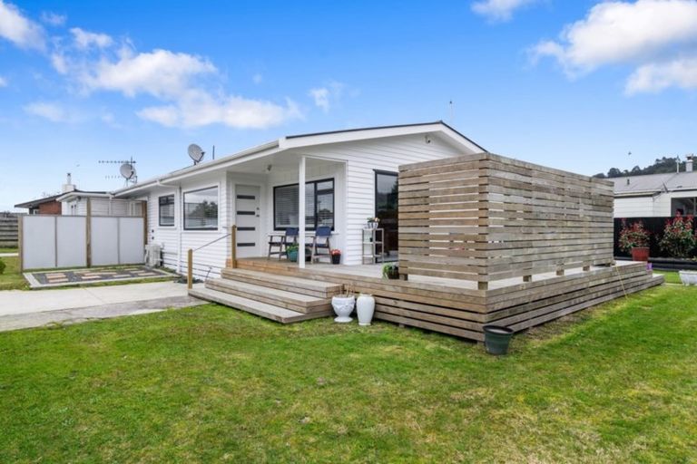 Photo of property in 20b Logan Street, Fairy Springs, Rotorua, 3015