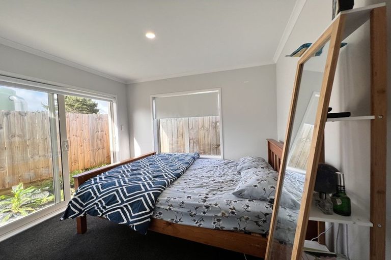 Photo of property in 30 Opouatu Avenue, Glenbrook, 2681