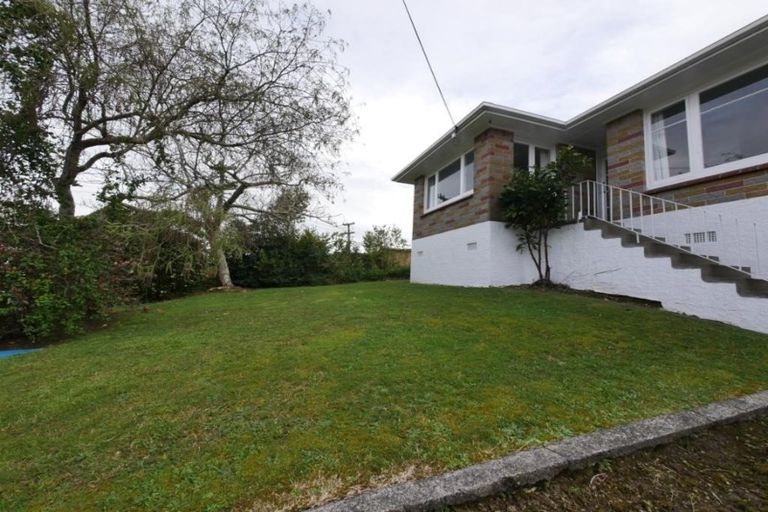 Photo of property in 10 Gills Avenue, Papakura, 2110