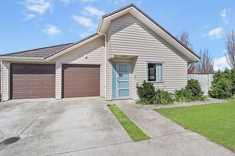 Photo of property in 5 Whekau Drive, Takanini, 2112