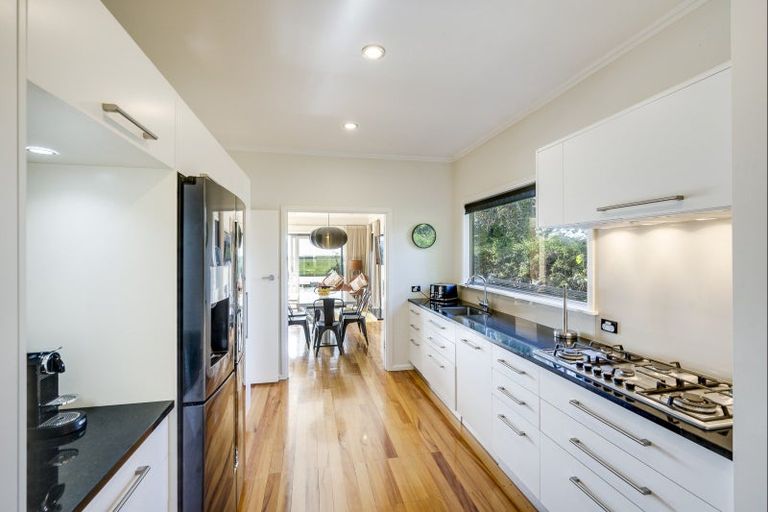 Photo of property in 292 Poraiti Road, Poraiti, Napier, 4182