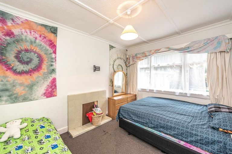 Photo of property in 17 Hutchison Crescent, Durie Hill, Whanganui, 4500
