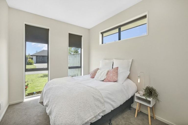 Photo of property in 32 Navy Loop, Rolleston, 7614