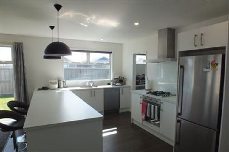 Photo of property in 11 Gosling Crescent, Halswell, Christchurch, 8025