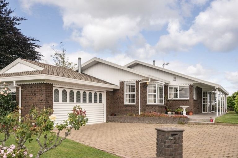 Photo of property in 122 Pembroke Street, Hamilton Lake, Hamilton, 3204