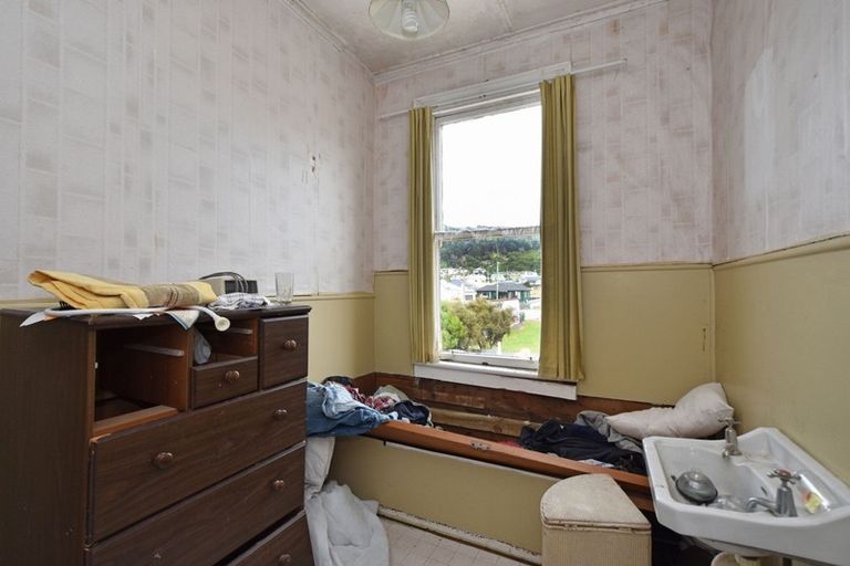 Photo of property in 12 Gore Street, Bluff, 9814