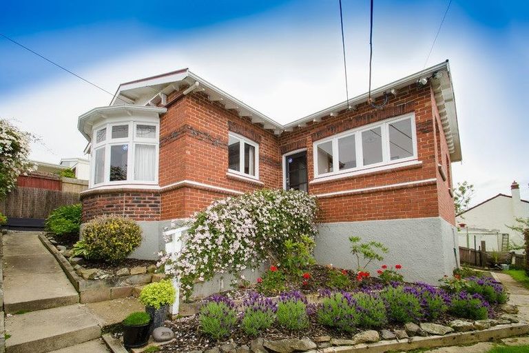 Photo of property in 40a Crosby Street, Mornington, Dunedin, 9011