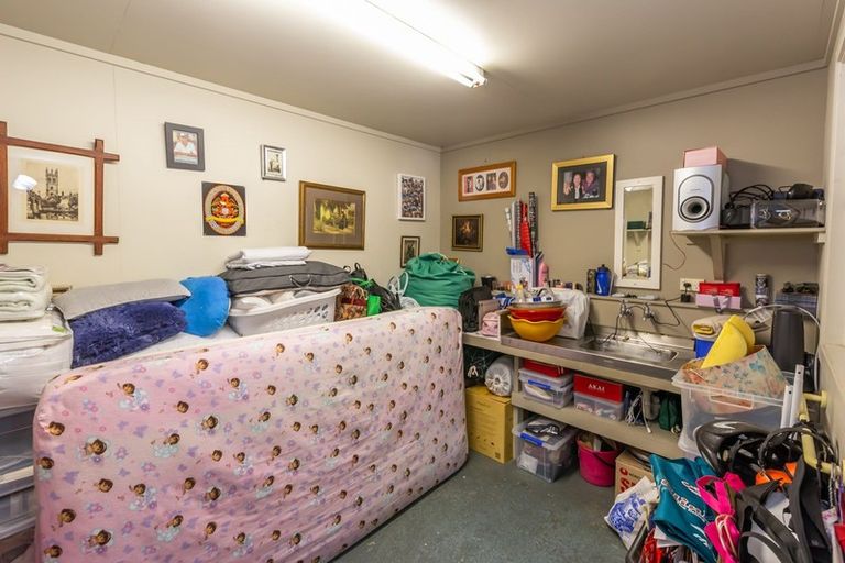 Photo of property in 71a Maces Road, Bromley, Christchurch, 8062