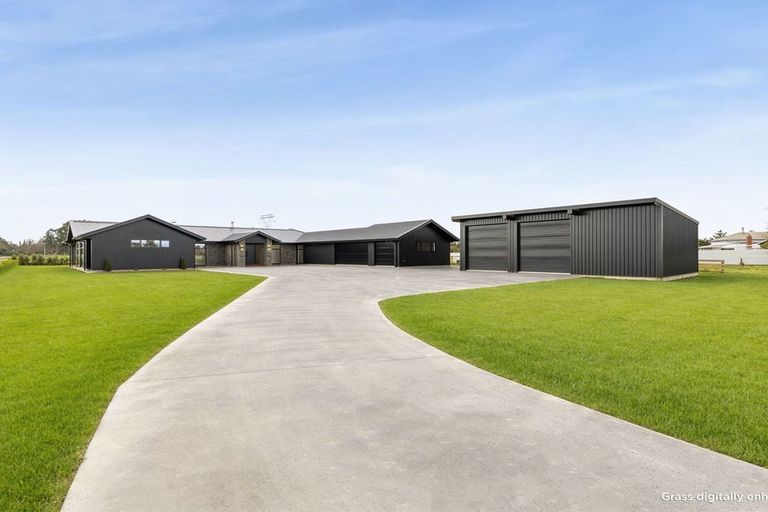 Photo of property in 32a Aranui Road, Kairanga, 4475