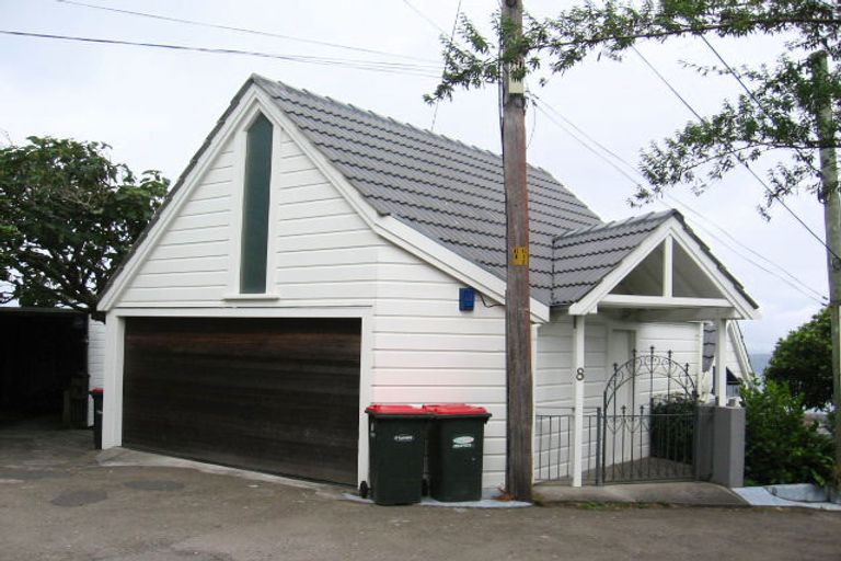 Photo of property in 8 Clive Road, Khandallah, Wellington, 6035