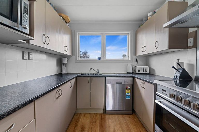 Photo of property in 1 Onyx Place, Pukehangi, Rotorua, 3015