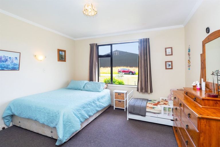 Photo of property in 7 Kotukutuku Road, Hunterville, 4730