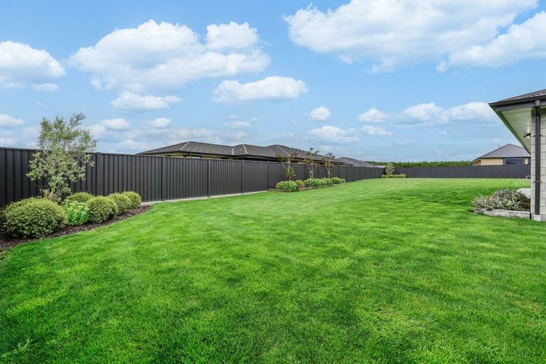 Photo of property in 15 Chatham Rise, Seaward Bush, Invercargill, 9812